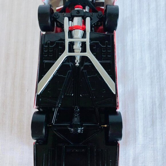 Racing Collectables 1984-1986 Darrell Waltrip Die Cast - Picture 6 of 9